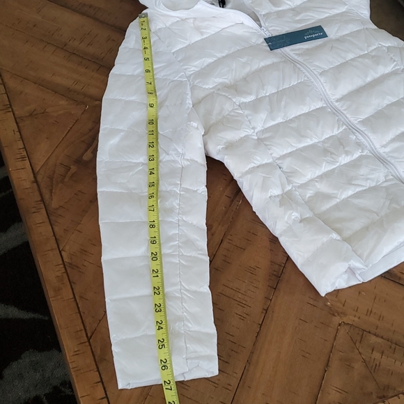 🆕️ Passport Puffer Jacket - Picture 11 of 16